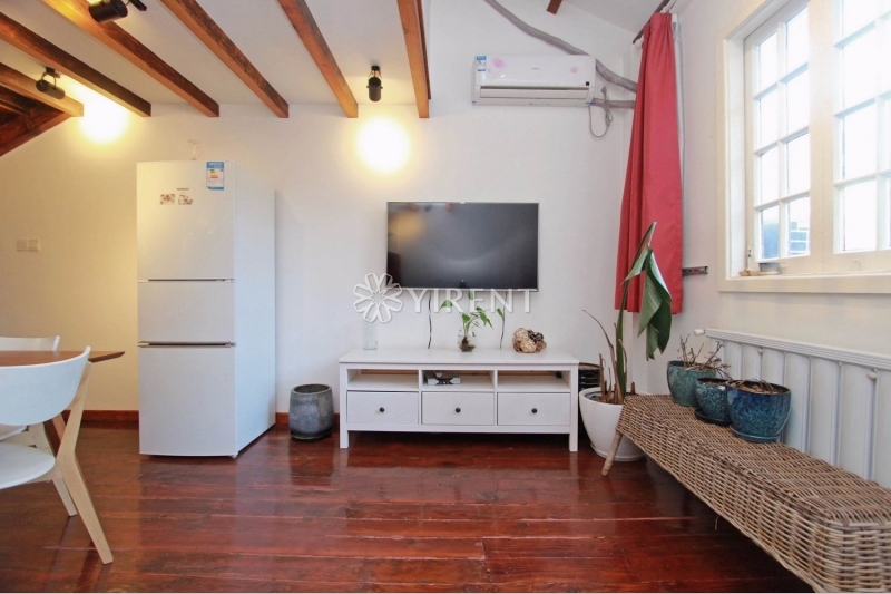 Newly Renovated Lane House on Changle Rd