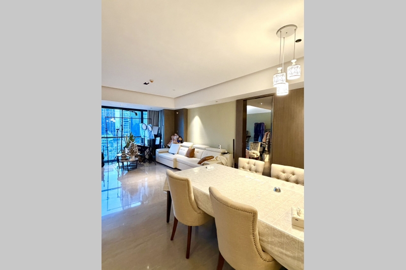 OCT Suhe Creek Executive Mansion