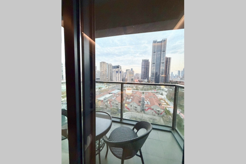 OCT Suhe Creek Executive Mansion