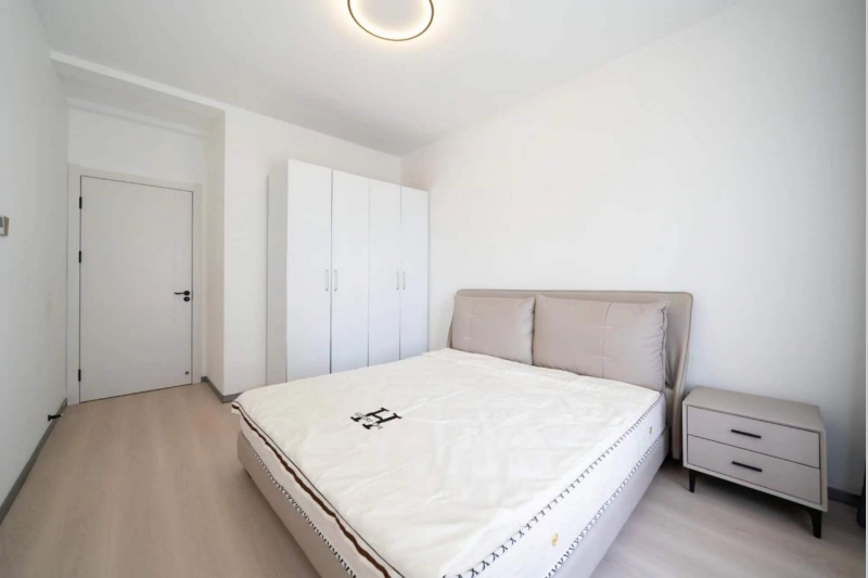 ZHONG HAI · WAN JIN CHENG