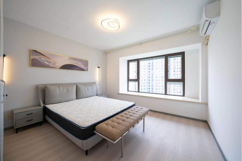 ZHONG HAI · WAN JIN CHENG