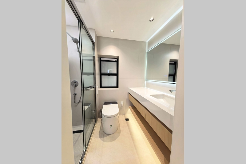 Zhongyuan Liangwan City